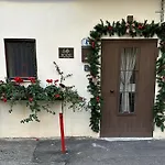 Scillo House